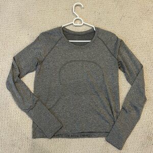 Swiftly Tech long sleeve shirt. 2.0 waist length